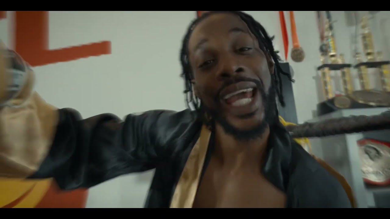 Kick 5000 - Not in the kitchen (Music Video)