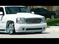 03 yukon denali slammed on 26.