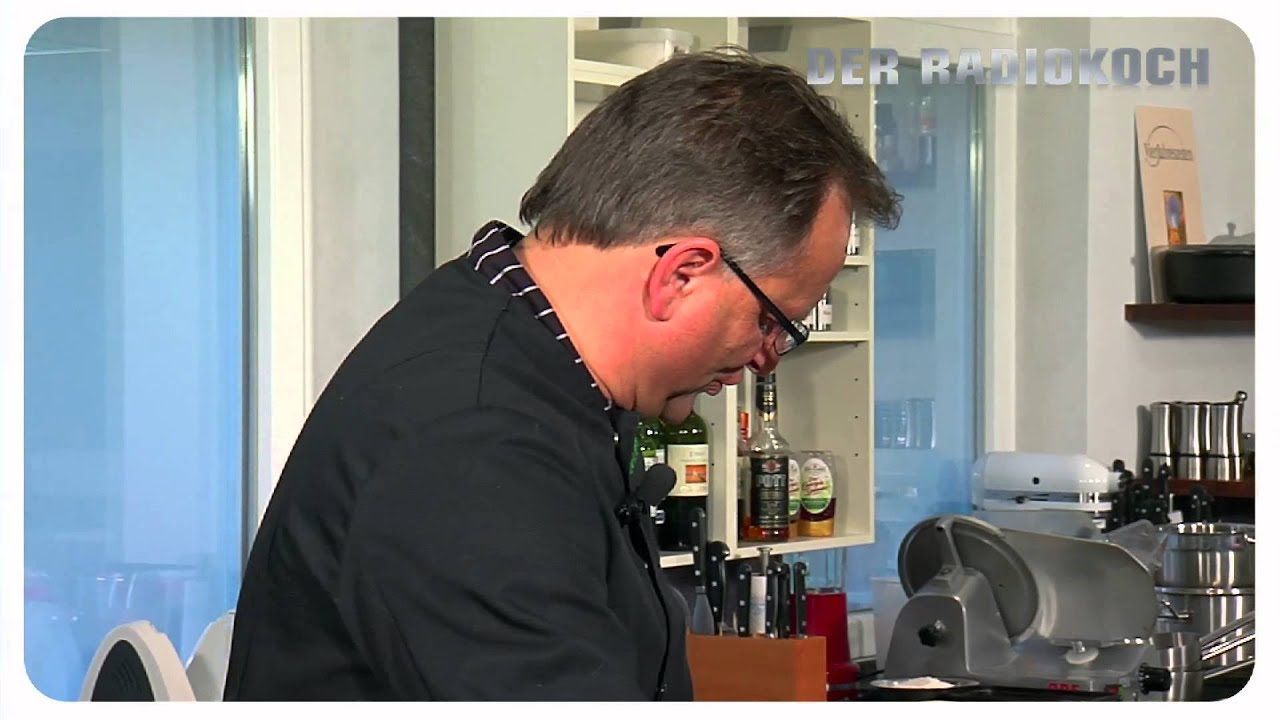 Gefüllter Kaninchenrücken in Parmaschinkenhülle - YouTube