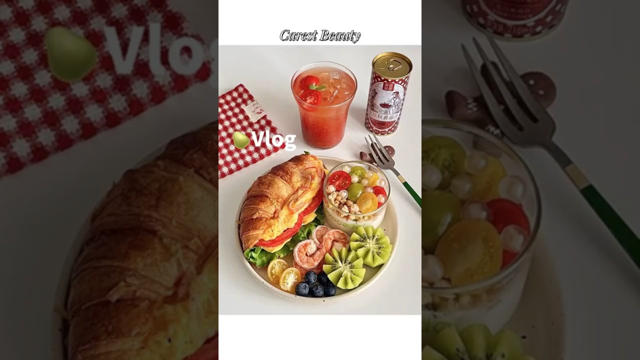 🍐Energetic Breakfast | Crab & Egg Croissant Sandwich + Tomato Sparkling Water 