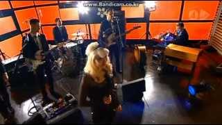 Amanda Jenssen - Illusionist (Live @ Nyhetsmorgon)