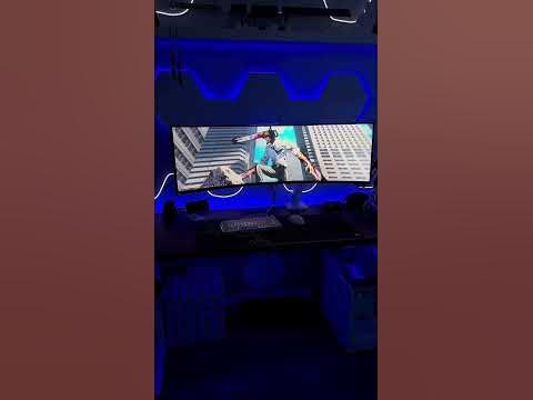 The Insane Gaming Setup of Elon Musk… - YouTube