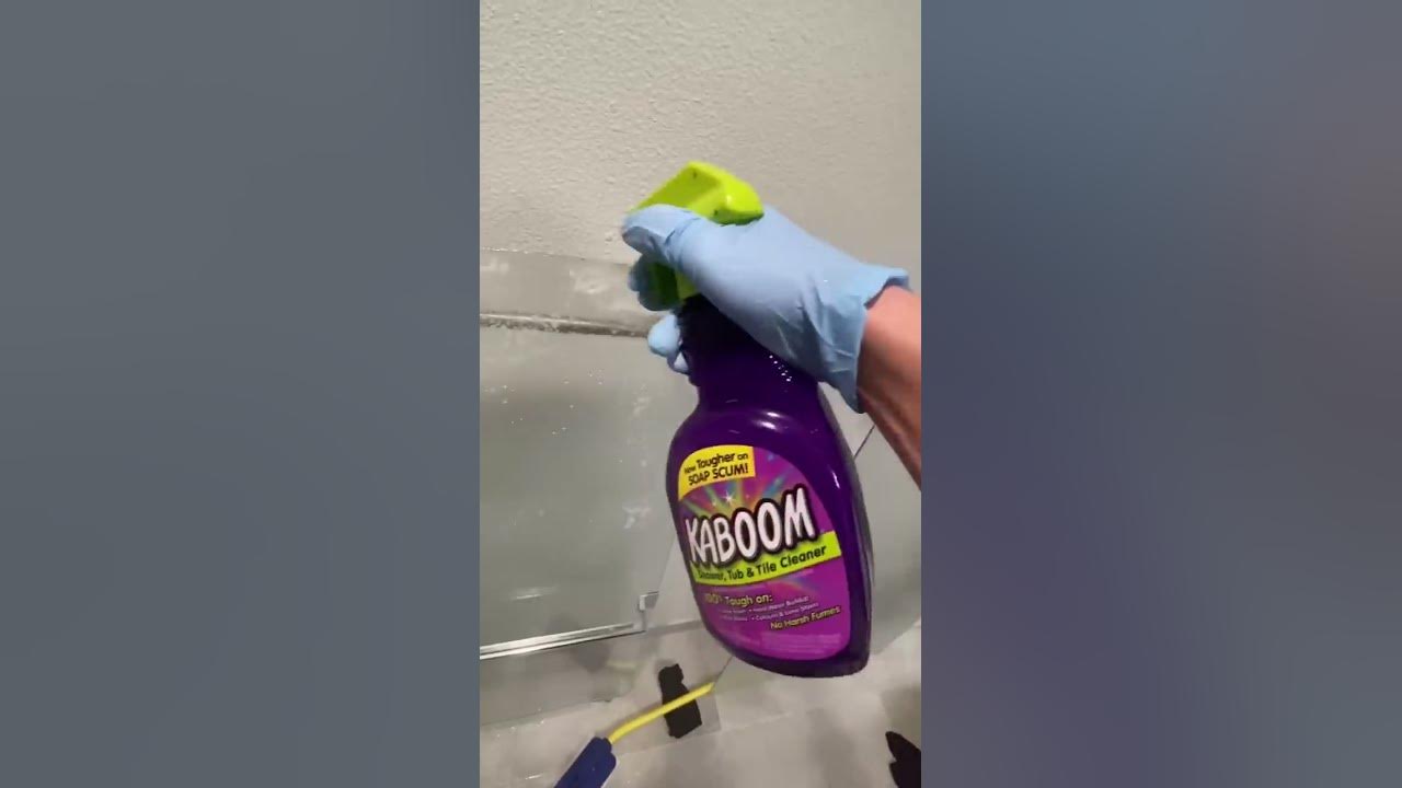 Cleaning glass shower with The Pink Stuff 