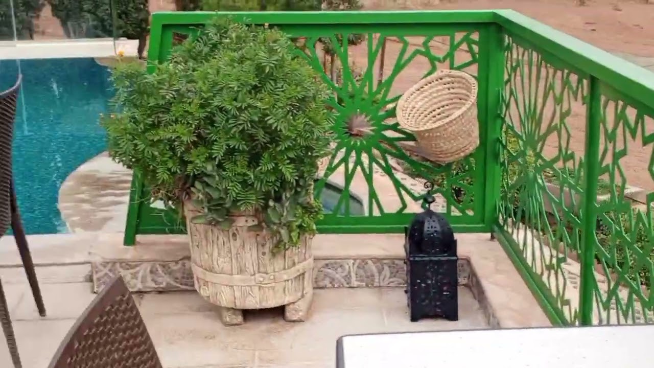 حياة امازيغية 🇲🇦 رحلة لمدينة خنيفرة اوبيرج دار زيان,