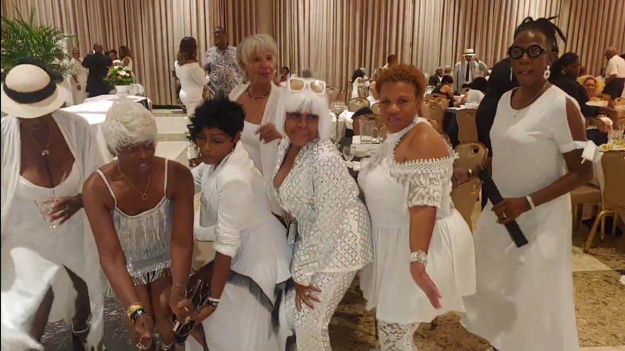 💗4💗Black & White Eclipse Reunion💗💗FUN💗Salute to the Men Responsible for Hand Dancing Crave💗