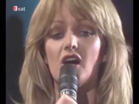 Bonnie Tyler It's a heartache // Este o durere in inima...