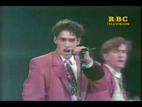 MAGNETO - VUELA VUELA SIEMPRE EN DOMINGO