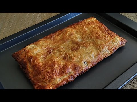 Video: Hoe Maak Je Een Geportioneerde Kaas- En Worsttaart?