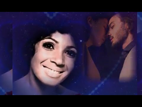 Putar The First Time Ever I Saw Your Face - Shirley Bassey