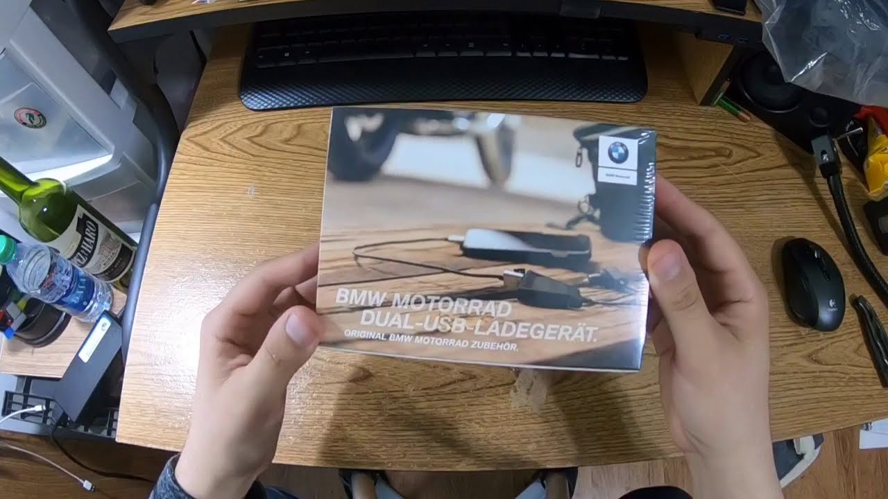 Unboxing BMW Motorrad Dual USB Charger - YouTube
