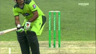 Ahmad Shehzad v Milne - New Zealand v Pakistan 3rd T20