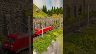 Märklin Modelleisenbahn H0 BR185 mit Kesselwagenzug #modelleisenbahn #märklin #güterzug #kesselwagen