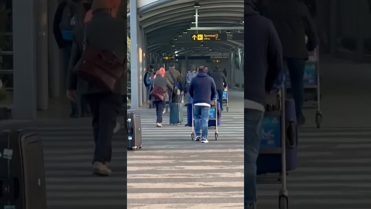 Delhi Terminal 3(T3) to Terminal 2(T2) - Metro to T2 after arriving at T3 by Airport Express Metro