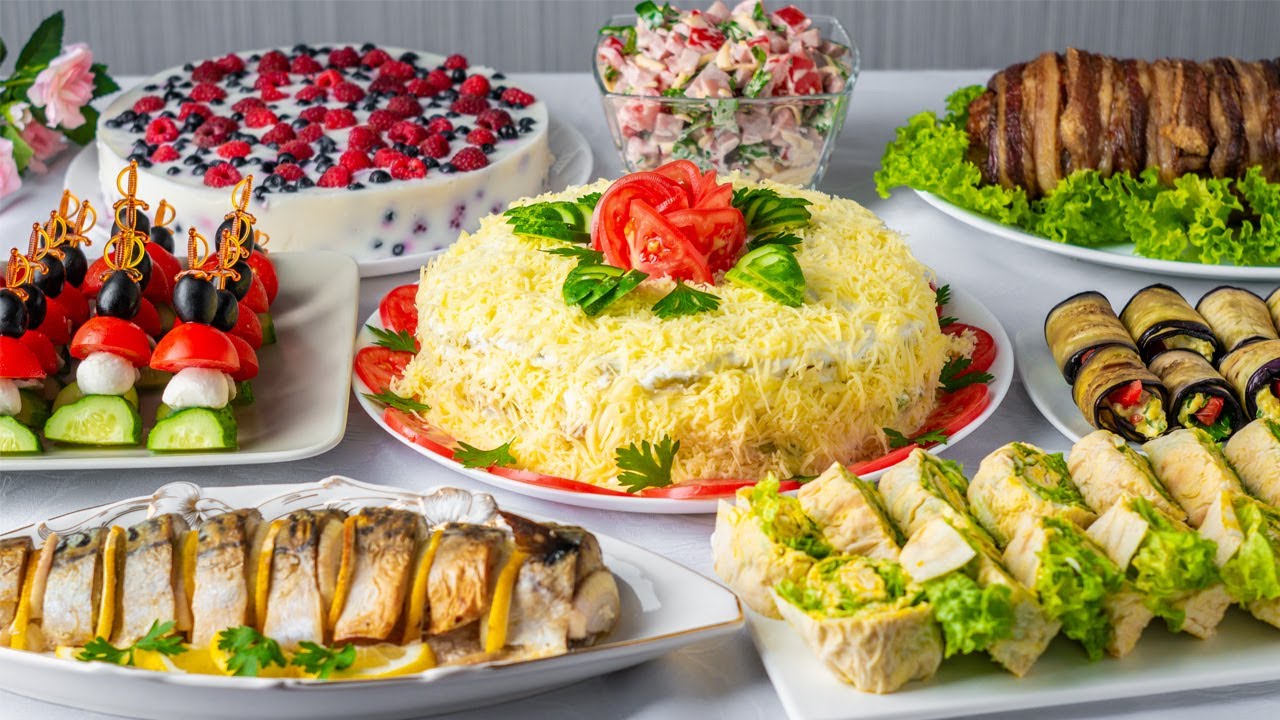 Стол на день рождения! Салаты, бутерброды, закуски!