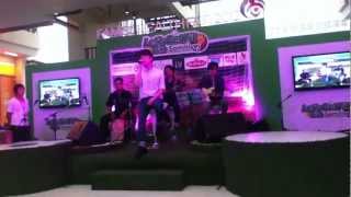 กอดตัวเอง by เบล สุพล@the nine6 4 12