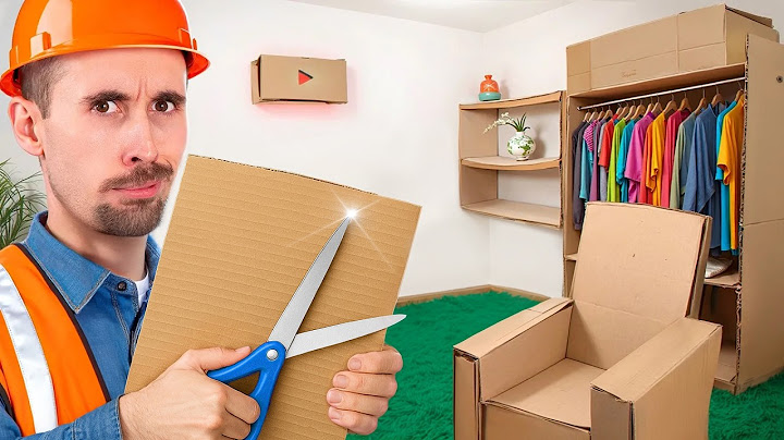 COSTRUISCO una CAMERA solo di CARTONE 📦