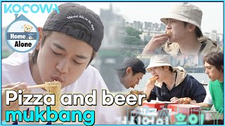The fellas chow down after waterskiing! | Home Alone Episode 449 [ENG SUB]