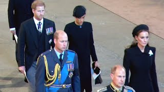 Members of the Royal Family depart Westminster Hall | Queen lying in state