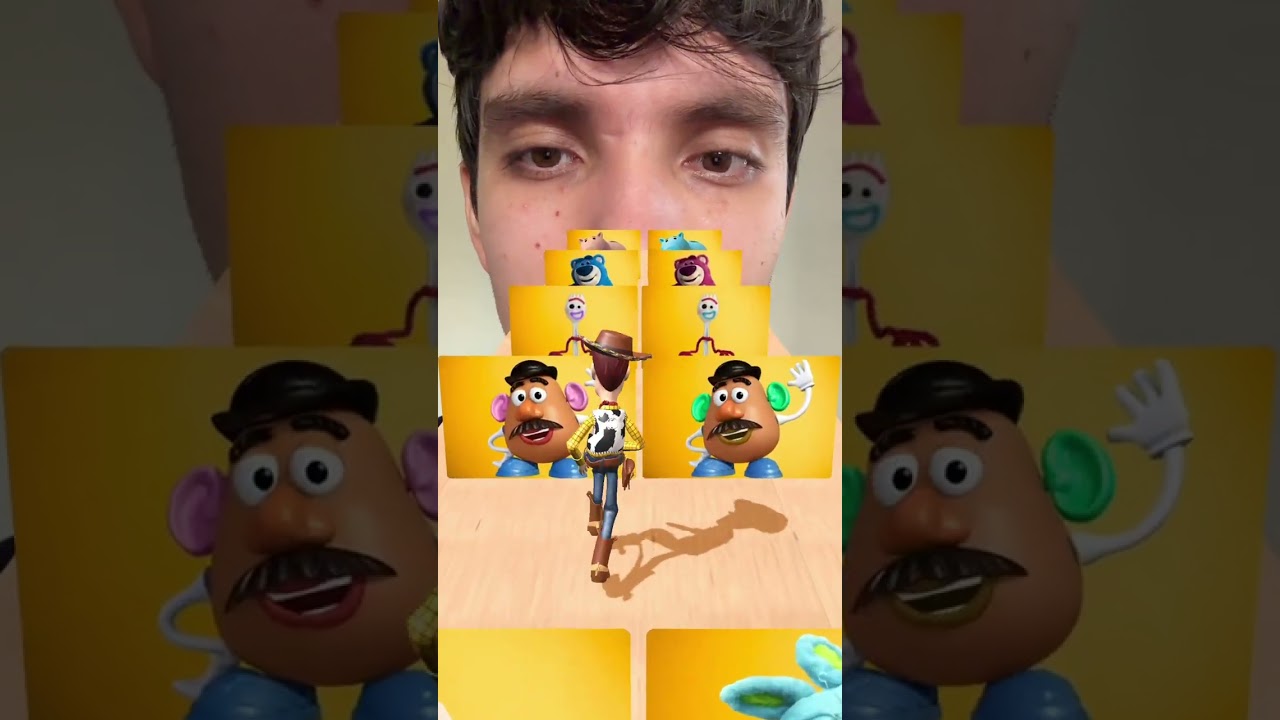Ayuda a Woody de Toy Story a llegar a la meta 🤠 #shorts