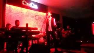 Boş Bardak- Fettah Can ( SERVET ).. live performance  Cha Cha
