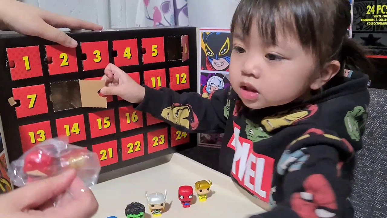 Unboxing Toys | MARVEL FUNKO POP ADVENT CALENDAR | 80 Years Anniversary Limited Edition Kids Toys