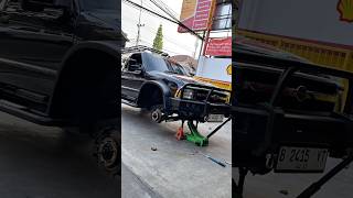 Ganti ban dulu biar makin ganteng