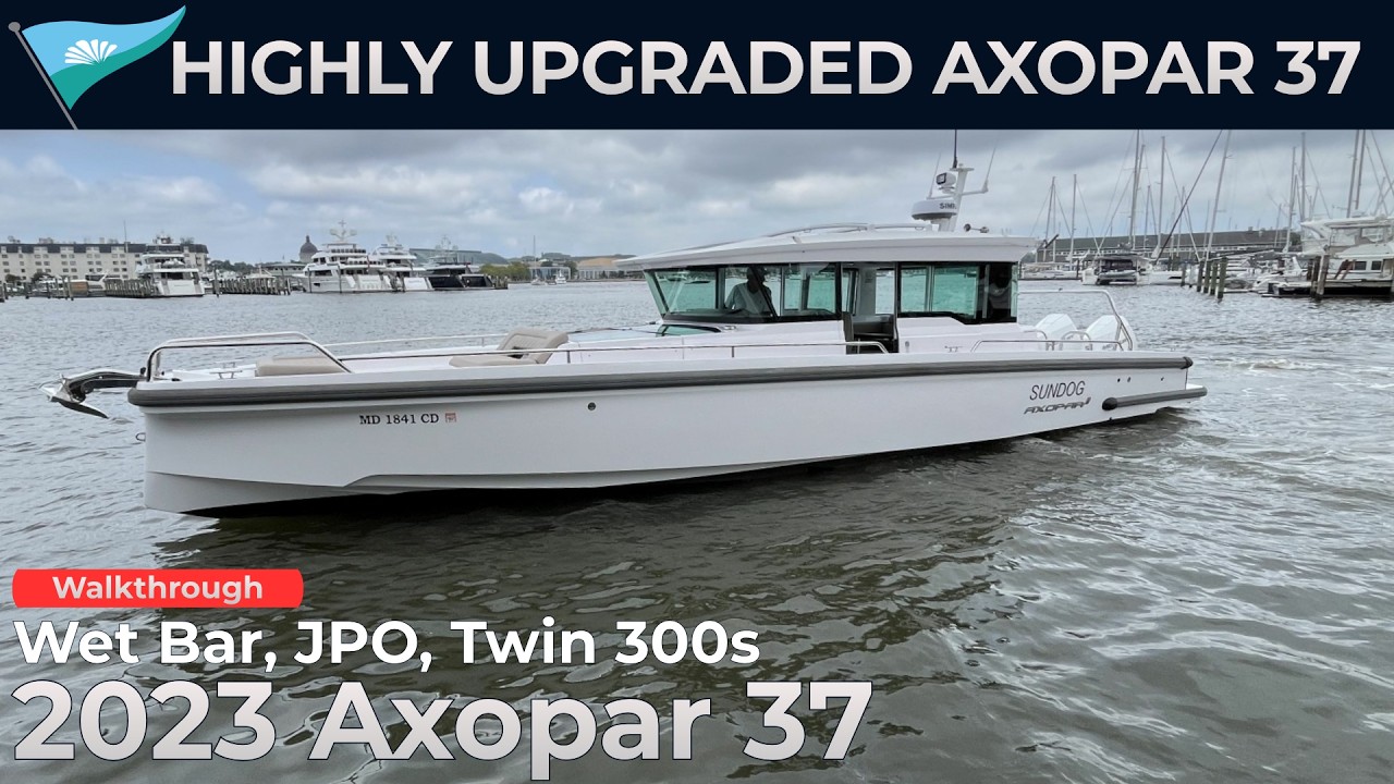⁣2023 Axopar 37 XC Wet Bar For Sale [$310,000] | Upgraded B&G Electronics & JPO