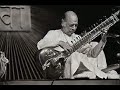 Capture de la vidéo Ustad Vilayat Khan, Pt. Nikhil Ghosh - Desh Bbc Radio
