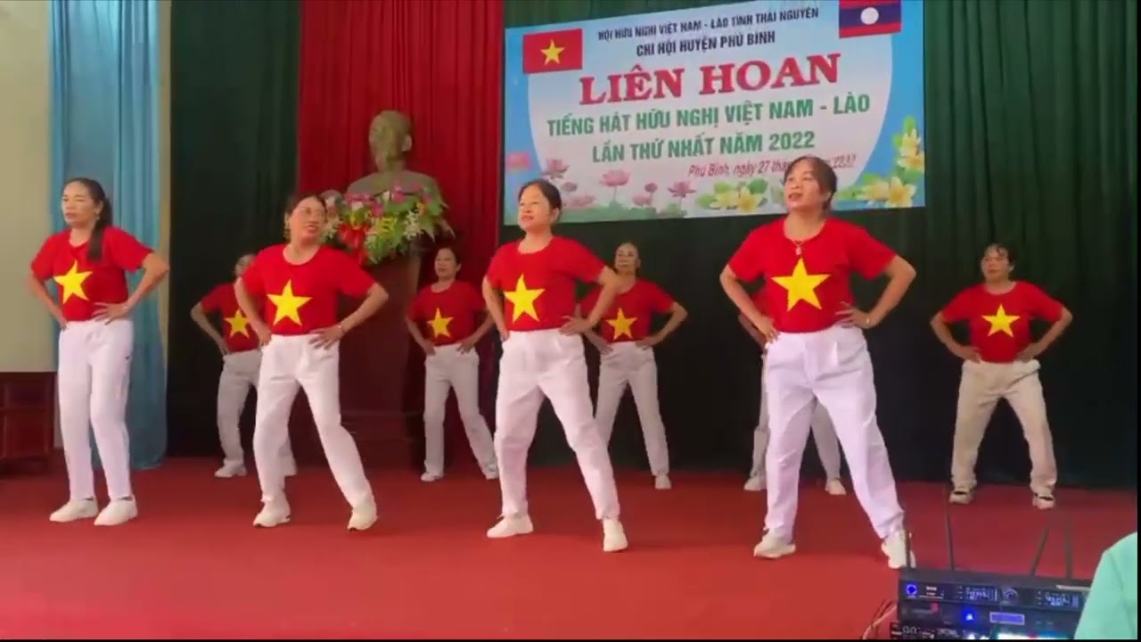 💃Nhảy dân vũ chào em cô gái lam hồng (CLB Dân vũ TS8 trình diễn)