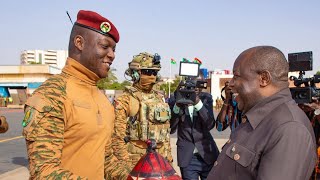 Burkina Faso Le Courage Du Capitaine Ibrahim Traoré Salué Par Le Président De Lunion Africaine