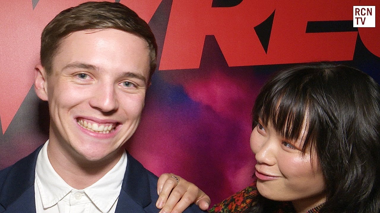 Oscar Kennedy & Thaddea Graham Funny Awkward Encounter