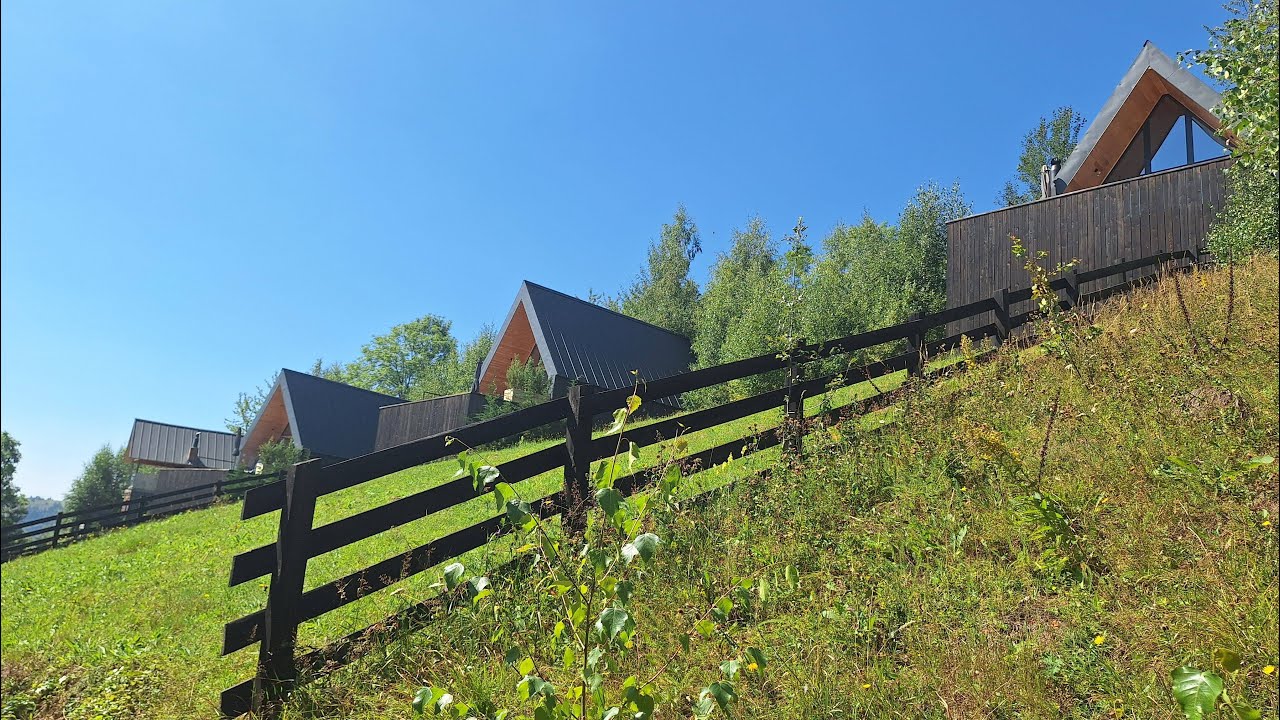Călătorie în inima Transilvaniei  – Cabane A - Frame 