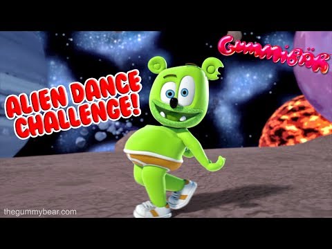 Alien Dance Challenge DAME LA GOMITA Gummibär The Gummy Bear Song Dance Dame Tu Cosita