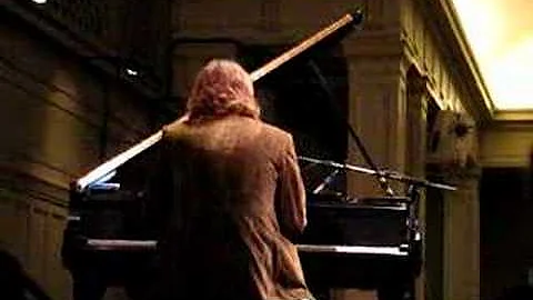 John Roderick plays The Commander Thinks Aloud (so...