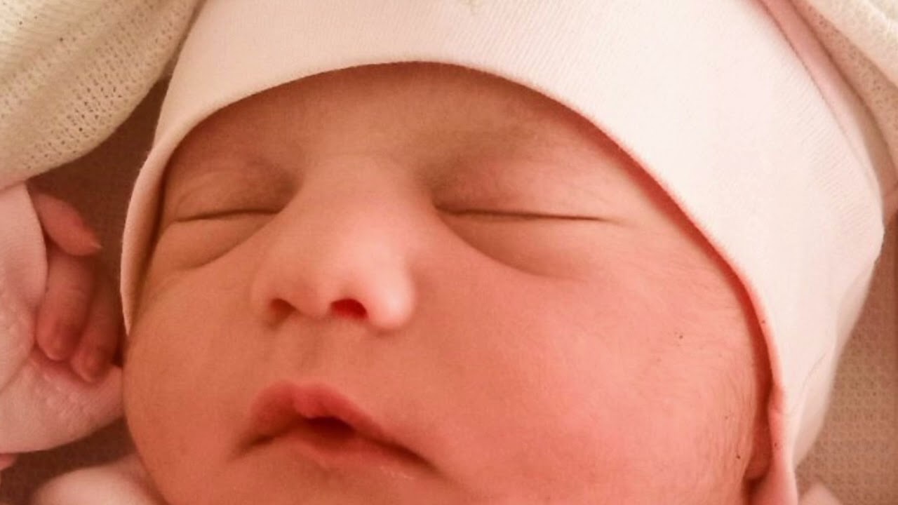 baby girl crying sound effect