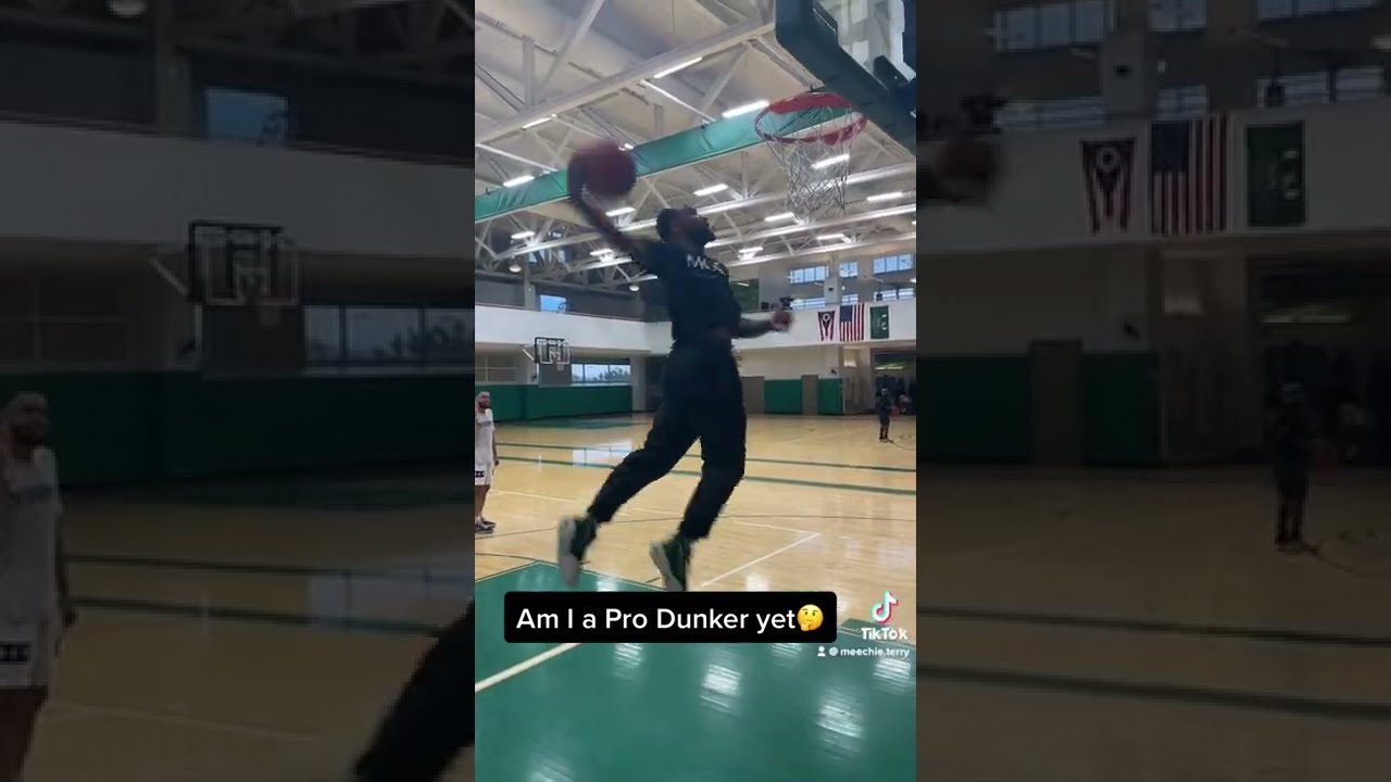 Meechie Bald Head A PRO DUNKER YET 