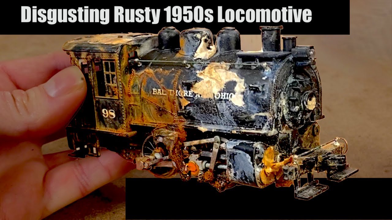 Disgusting, Rusted 1950s Rivarossi Locomotive - Will it Run?