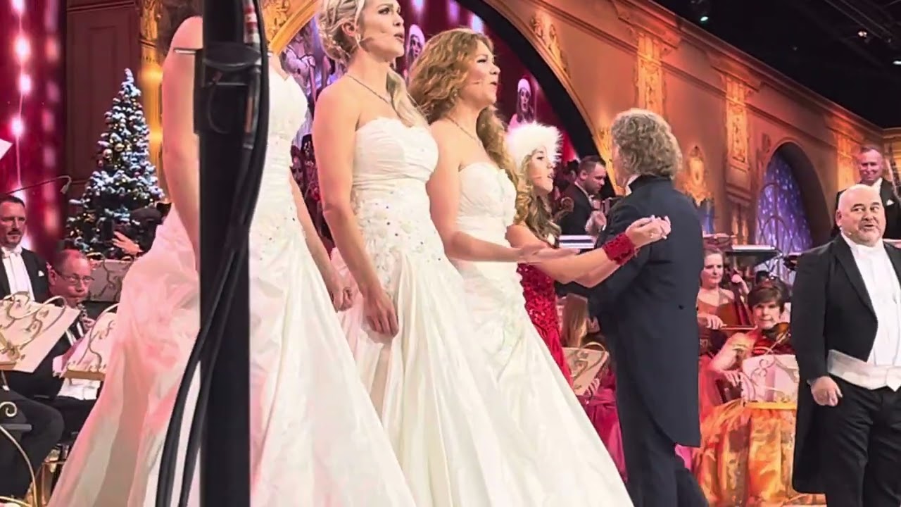 „Emma Kok…a singing angel 🫶🏼😇“