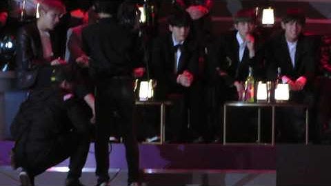 [FANCAM] 161202 BTS react to Taemin @MAMA 2016 HK