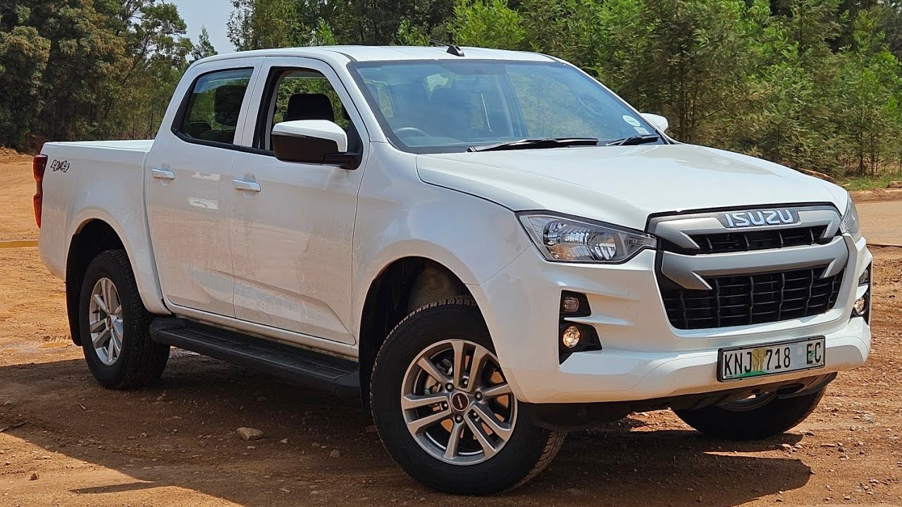 Стиль жизни или рабочая лошадка? Isuzu D-Max LS 3.0L 4x4 2025 года — подробный обзор третьего по ...