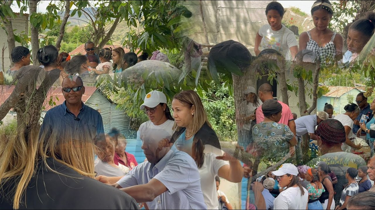 El pastor apoyando la comunidad de la cruz de casiano🙏