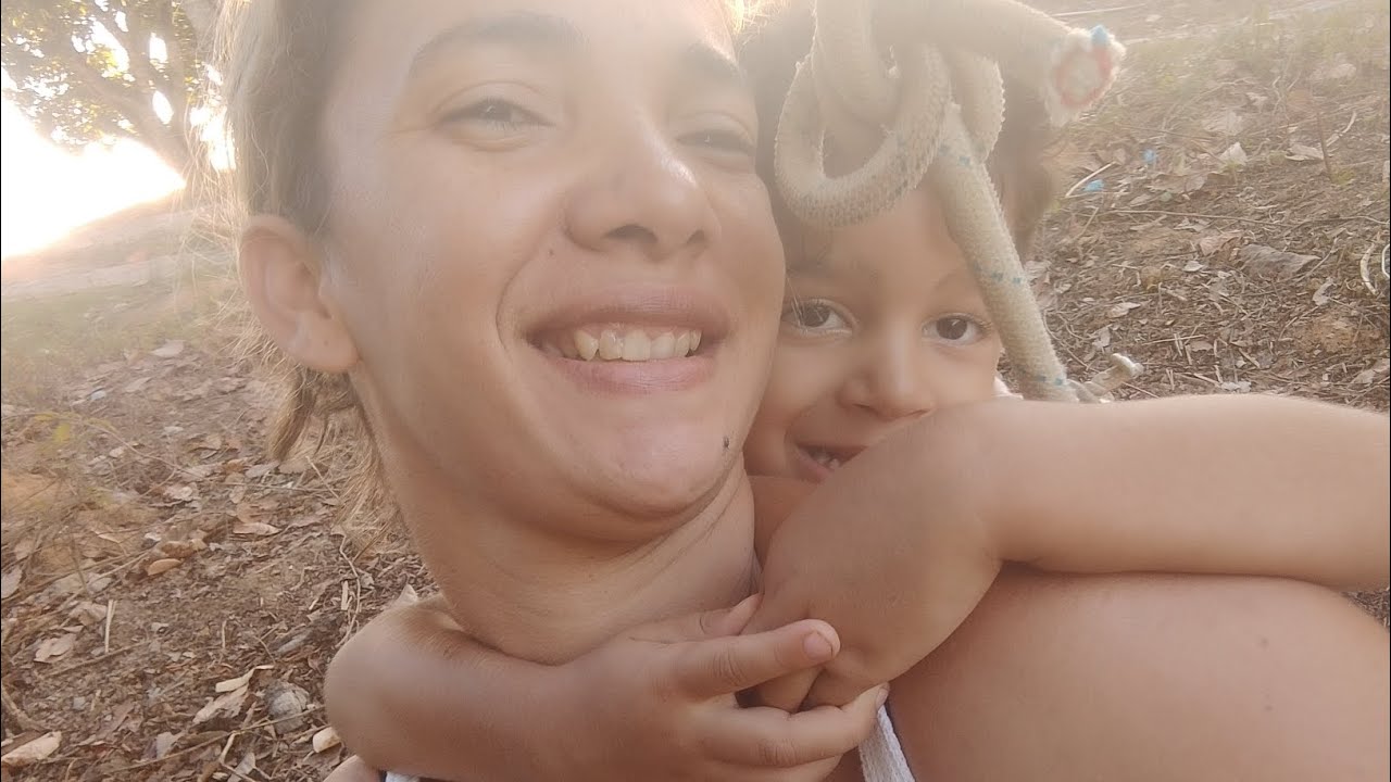 Um balanço que meu esposo fez para as crianças