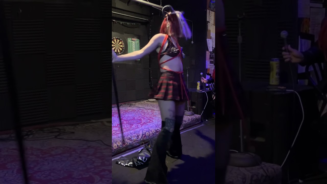 The Dog Show - Eros Lee Du Revenant- Week 5 challenge