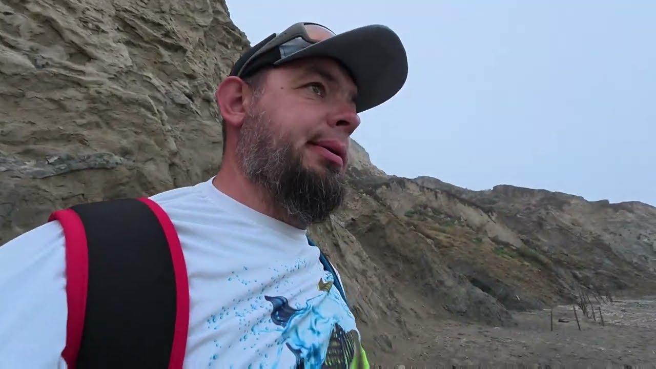 Ловив рибу, а спіймав КРАБА🦀/ Рибалка в Тихому Океані / SURF FISHING 🎣