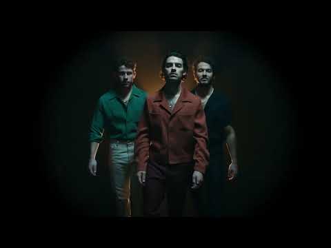 Jonas Brothers - THE ALBUM Available May 5th