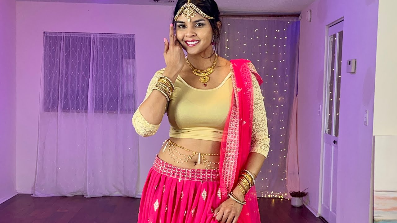 Mukhda Chand Ka Tukda | Bollywood Dance | Alka Yagnik | Shanelle Bell