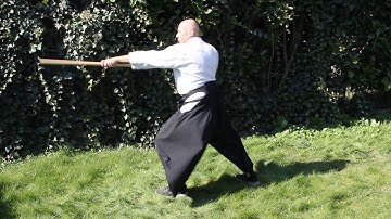Aikido: Jo Suburi 1  Choku Tsuki