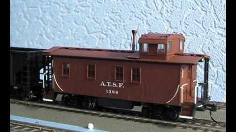 My Caboose with Digitrax TF4 www.avi