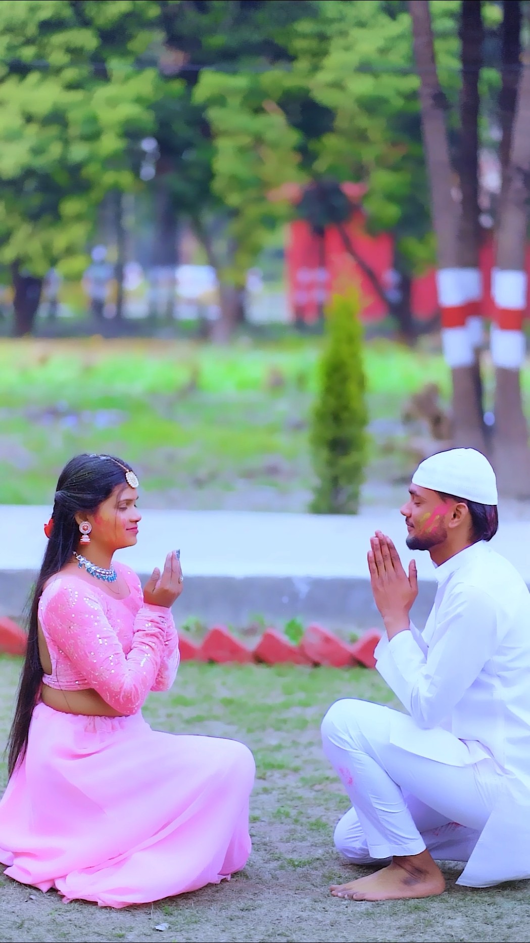 Hindu muslim ek ho kr duniya se dikha denge