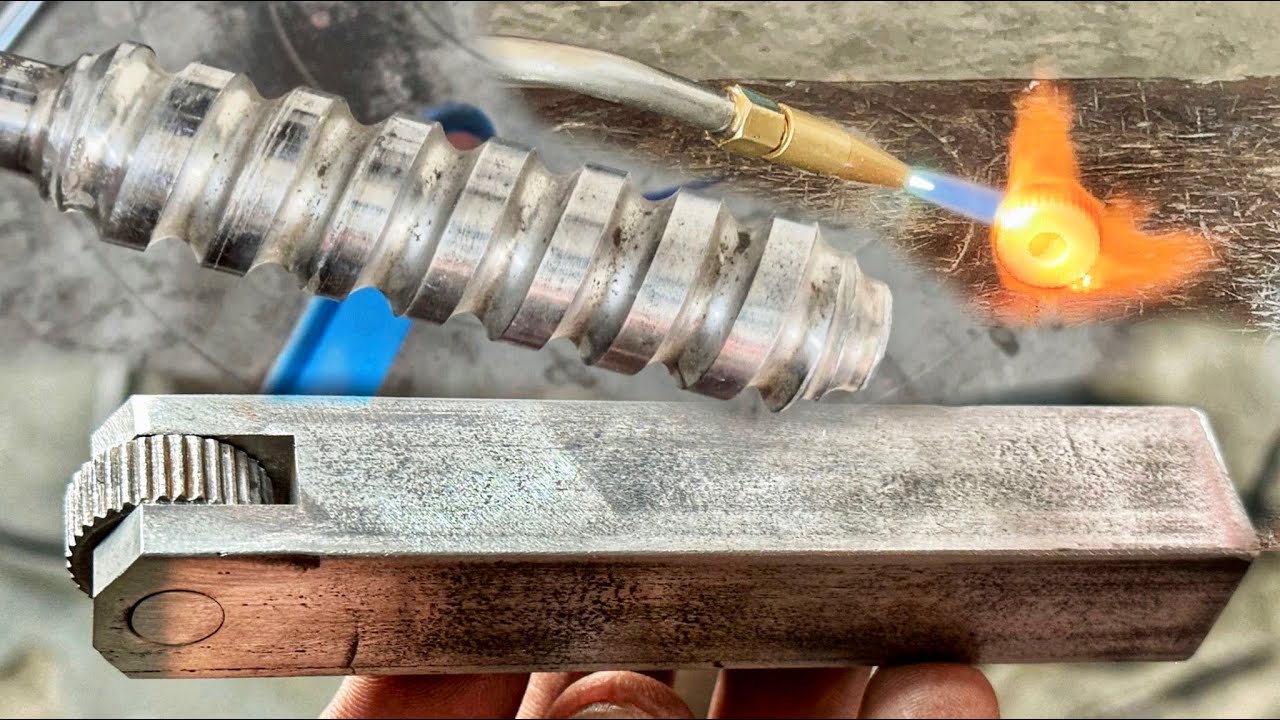 A lathe knurling tool making by old staring steel rod amazing idea | ￼ learning Tools make my shop